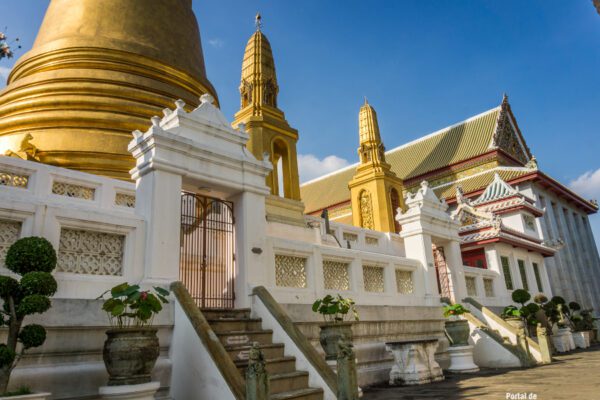 Templo Wat Bowonniwet en Bangkok Templo Wat Bowonniwet en Bangkok