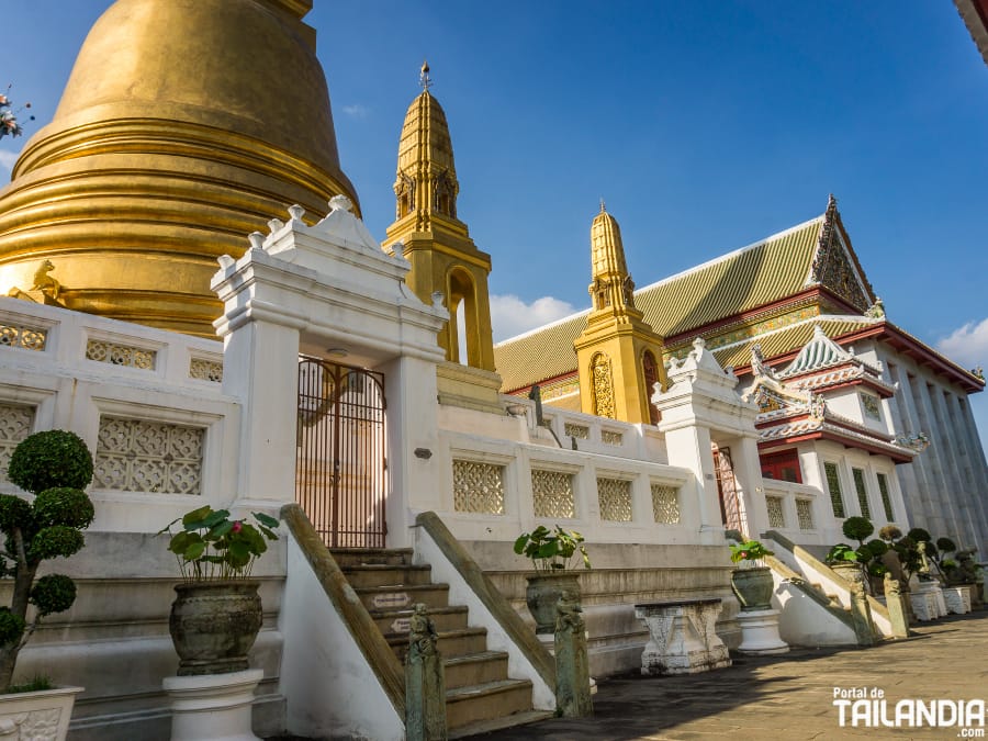 Templo Wat Bowonniwet en Bangkok