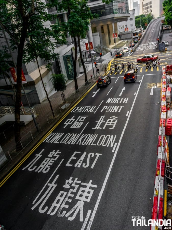 Conduciendo por las calles de Wan Chai