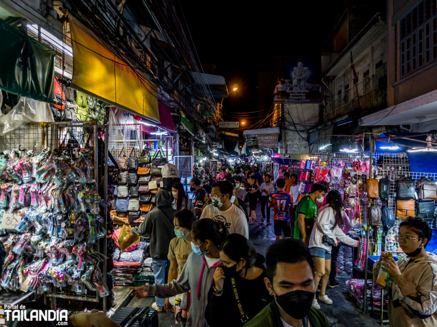 Callejuelas del mercado Sampeng de noche